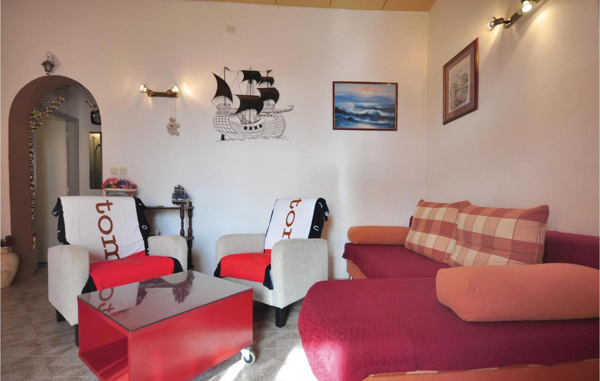 Awesome Home In Seget Vranjica With Wifi Екстериор снимка
