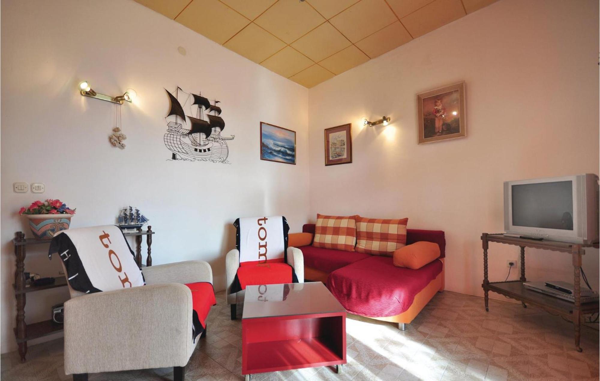 Awesome Home In Seget Vranjica With Wifi Екстериор снимка
