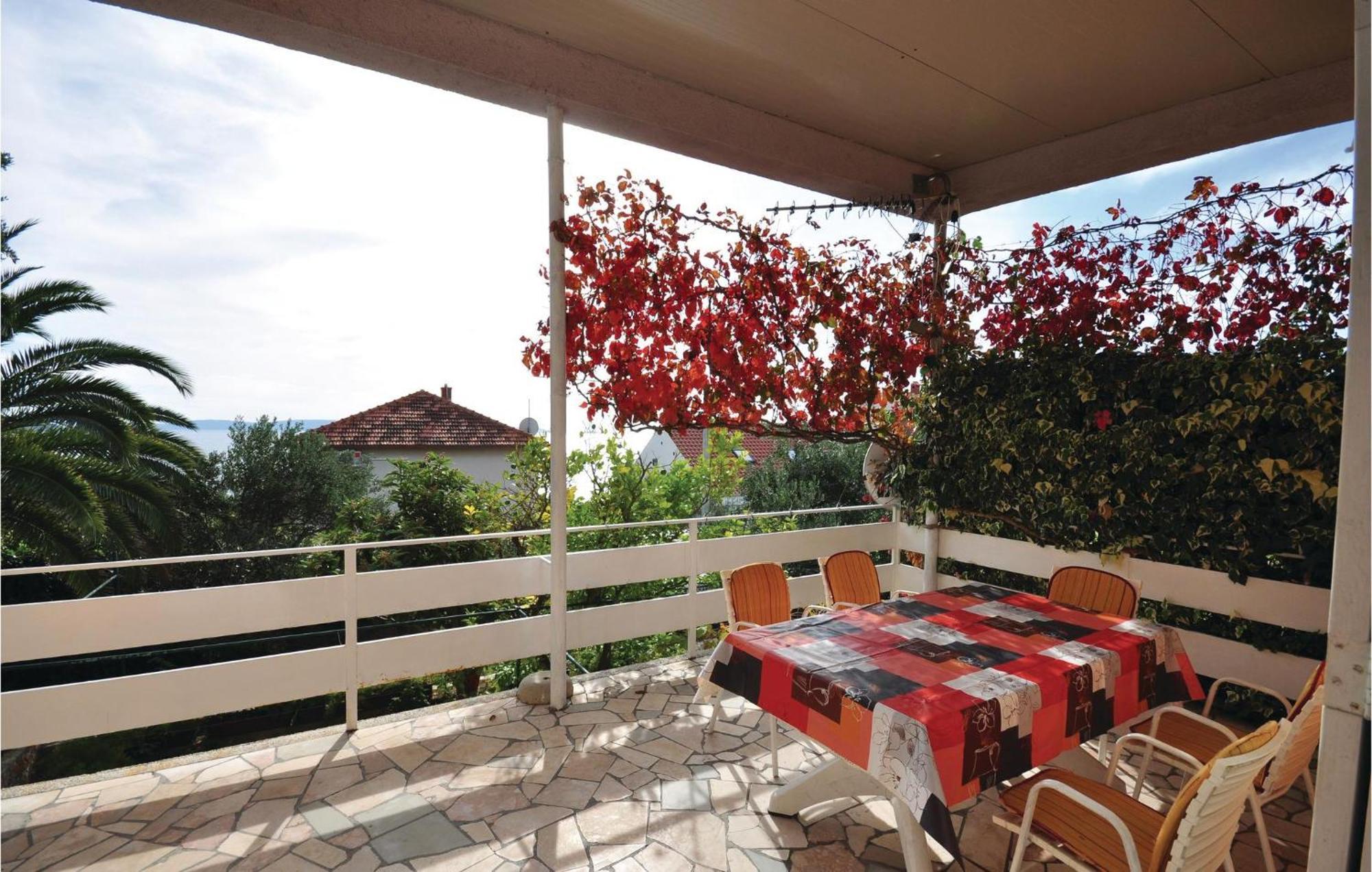Awesome Home In Seget Vranjica With Wifi Екстериор снимка